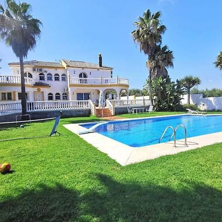 Villa grande piscine 5 min de la mer Málaga Exterior foto